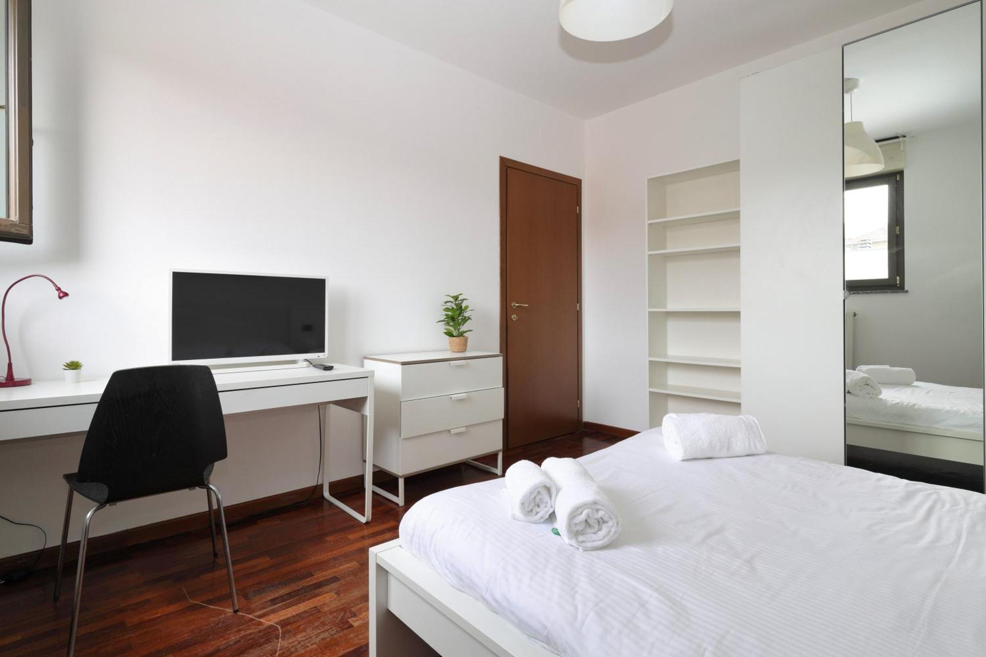 Appartement Joivy Lovely 4-bed Flat With Balcony